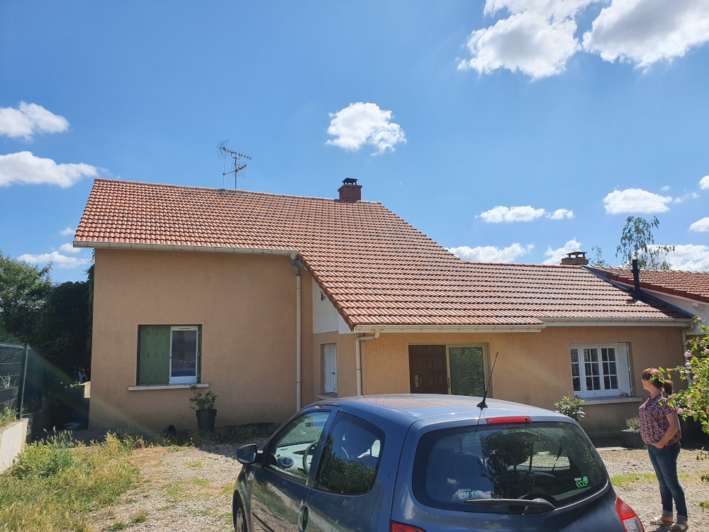 démoussage de toiture après