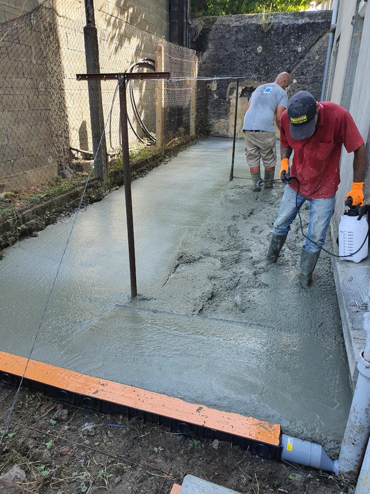 coulage dalle de béton aménagement allée 0