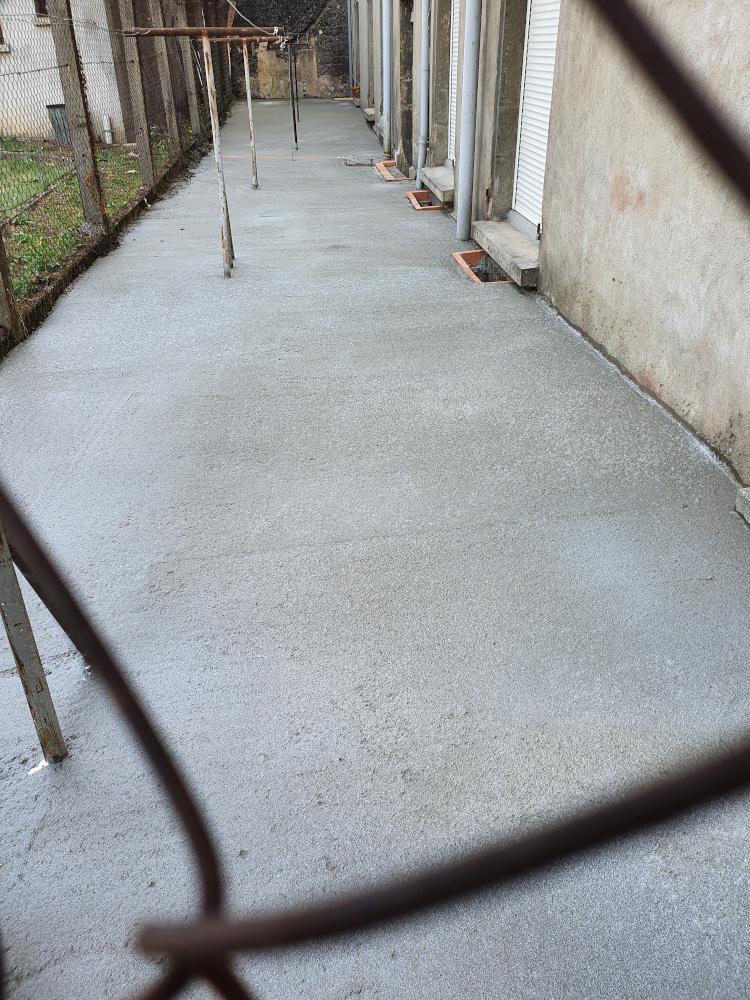 coulage dalle de béton aménagement allée