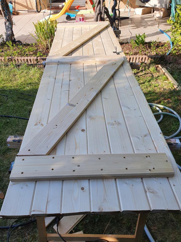 rénovation de porte et peinture boiserie