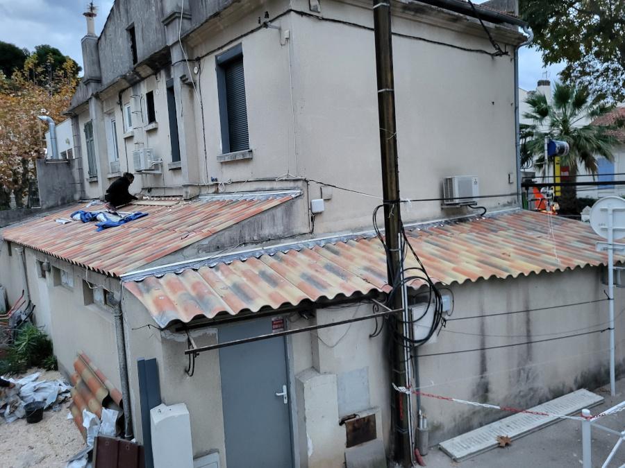 changement de toiture avec plaque pst à St cyr sur mer